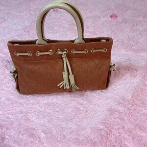 Coral Dooney And Bourke Small E 073